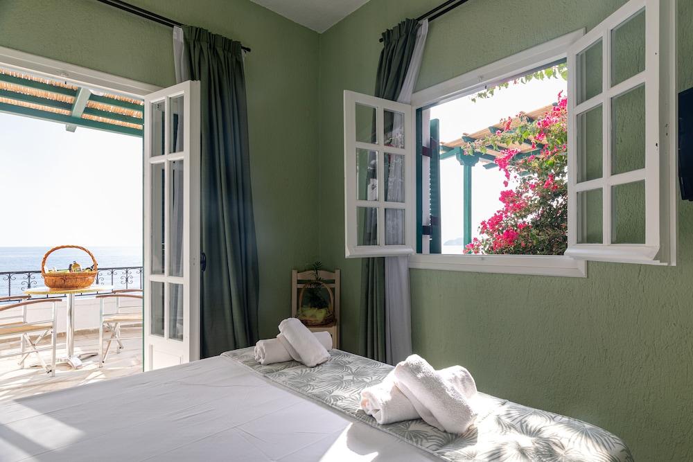 Triton Authentic Cretan Hotel