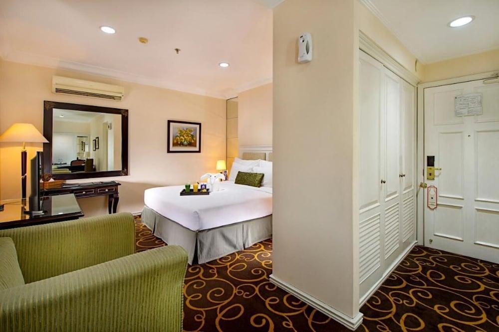 Blue Sky Pandurata Boutique Hotel