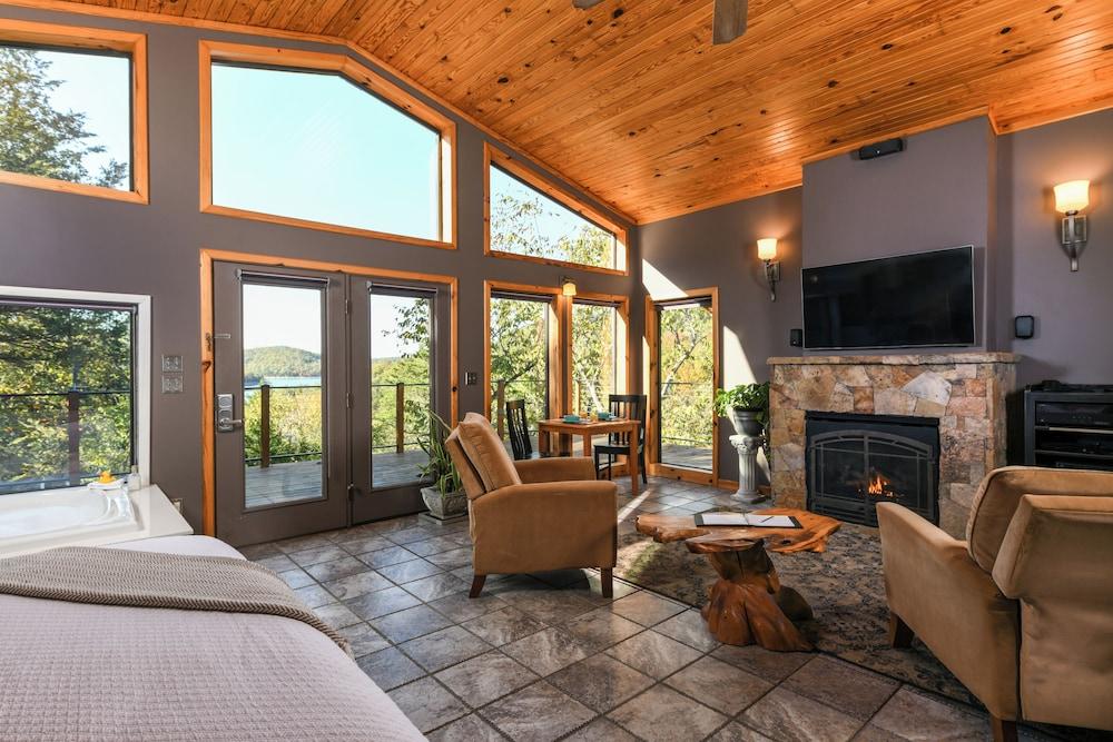 Beaver Lakefront Cabins - Couples Only Getaways