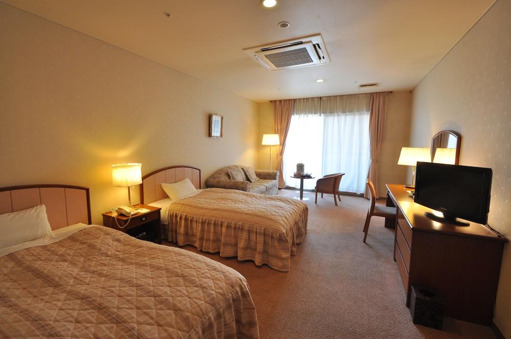 Tamana Onsen Hotel Shirasagi