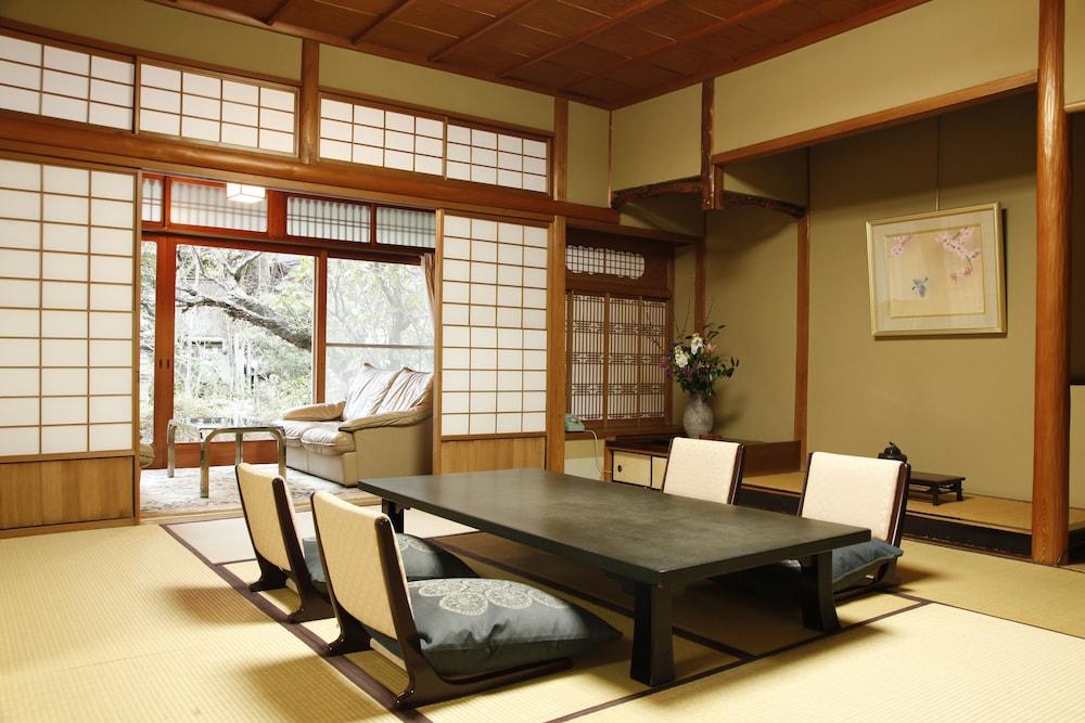 Hashinoya Annex Ransui