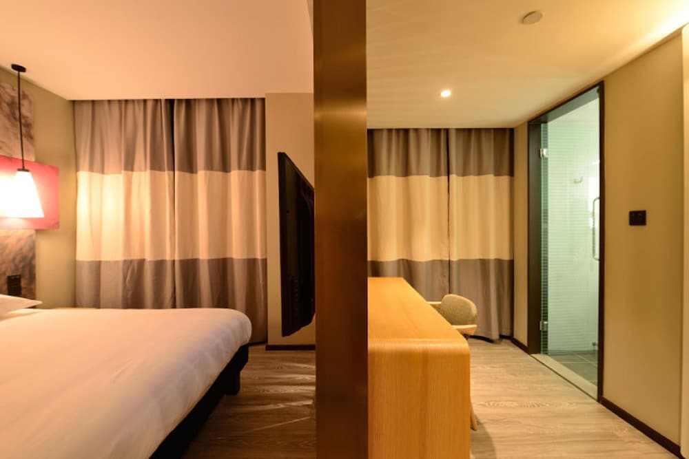 ibis Shanghai New Hongqiao