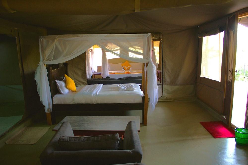 Masai Mara Explore Camp