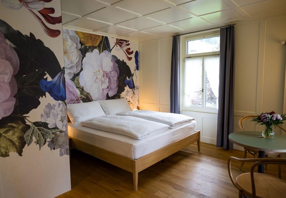 FLÜHLI Hotel Kurhaus