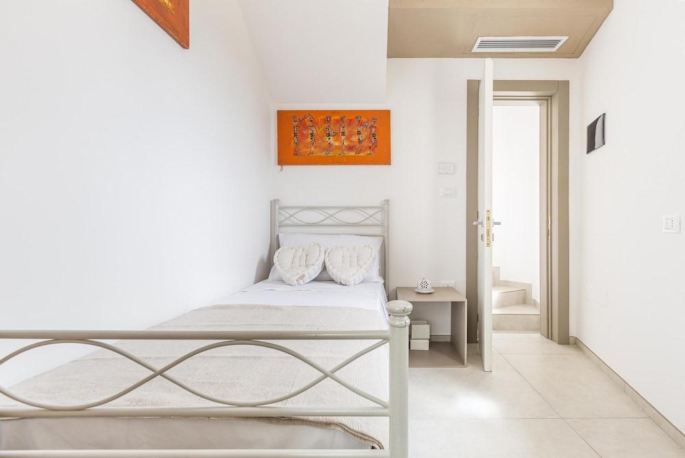 3470 Lecasinedico` - Alessandra by Barbarhouse