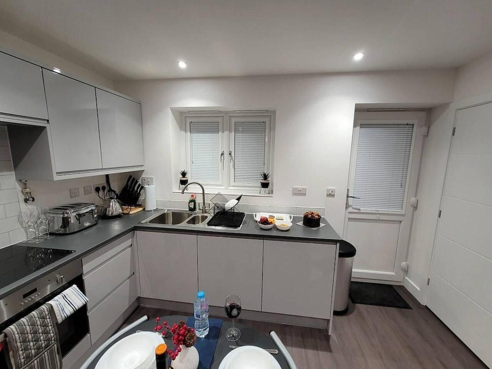 Impeccable 2-bed House in Milton Keynes