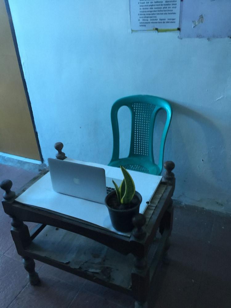 OYO Life 93009 Griya Nautika Sedati