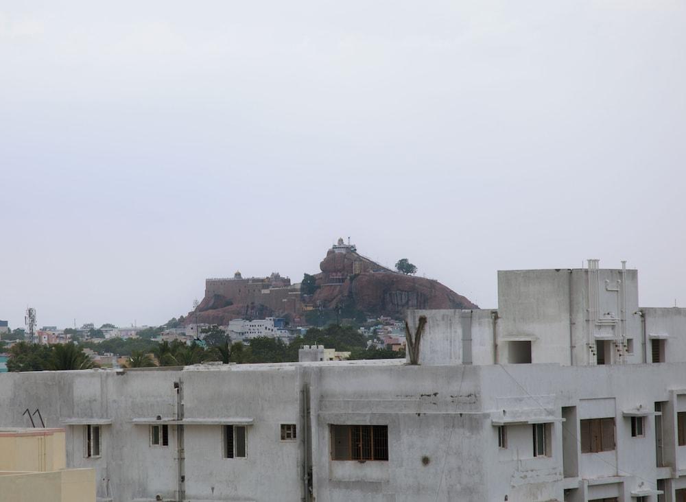 Manjhi Residency