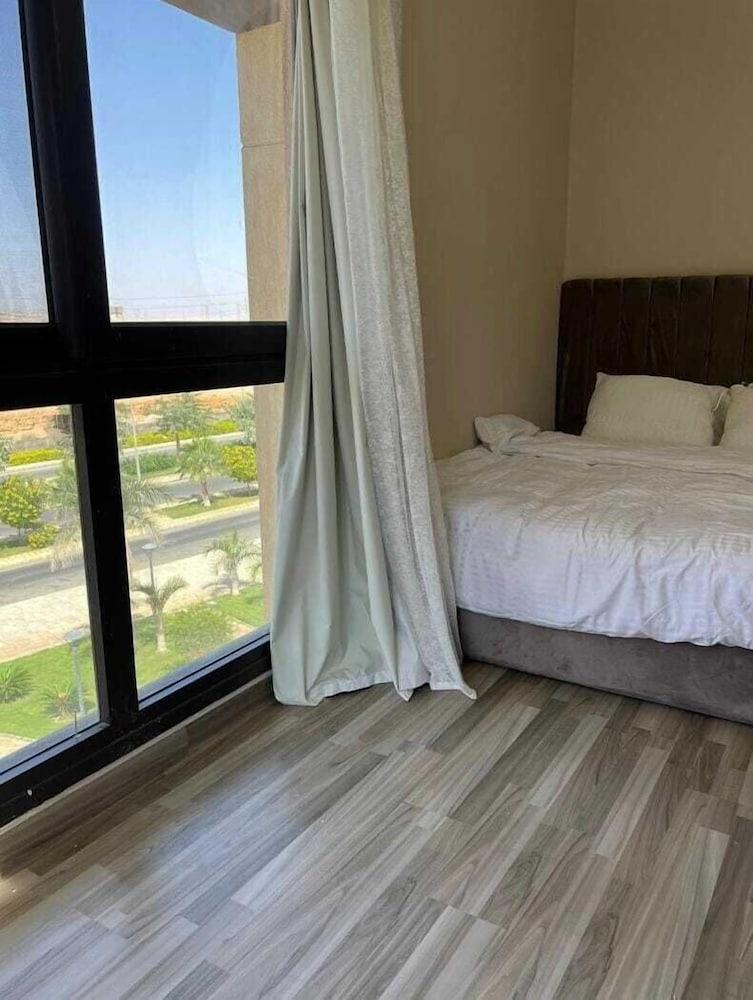 Elegant Hotel Apt in Madinaty B8