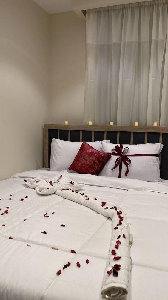 LOCANDA Pyramids Hotel