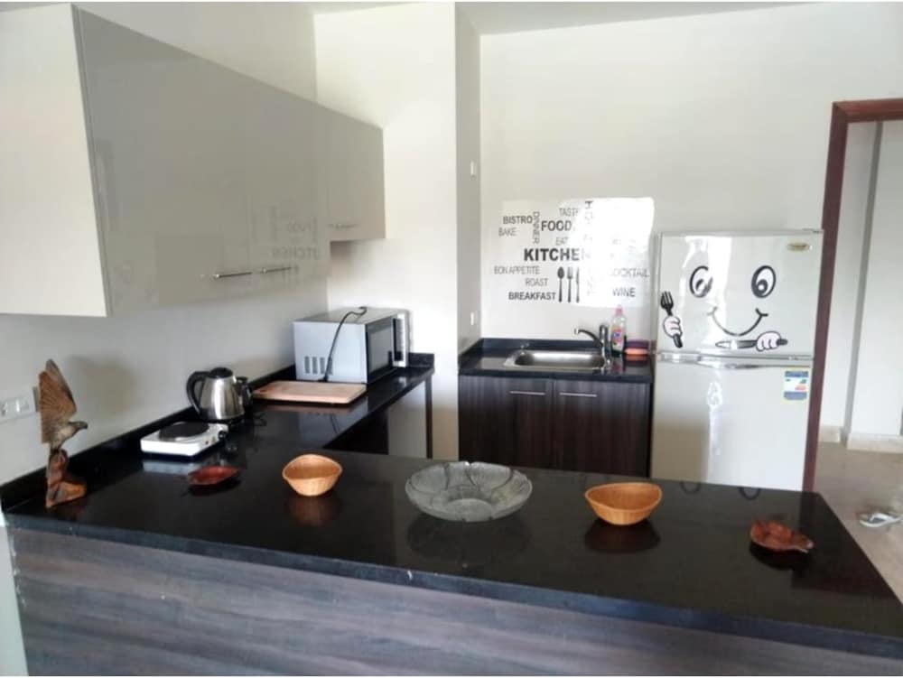 Salty Sea Life - 2 Bedroom Wide Pool View at Azha