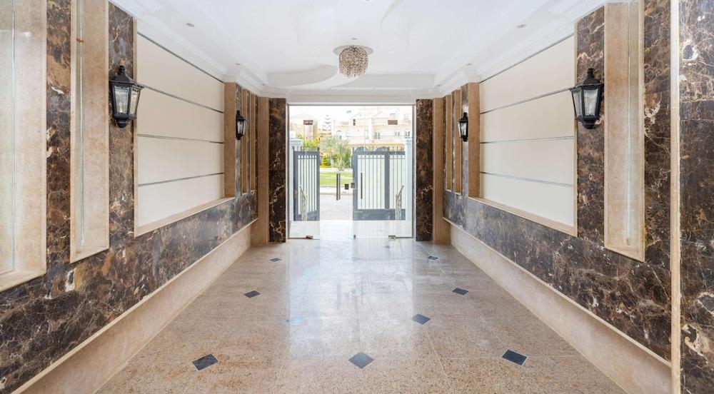 Al Manzel Sheikh Zayed