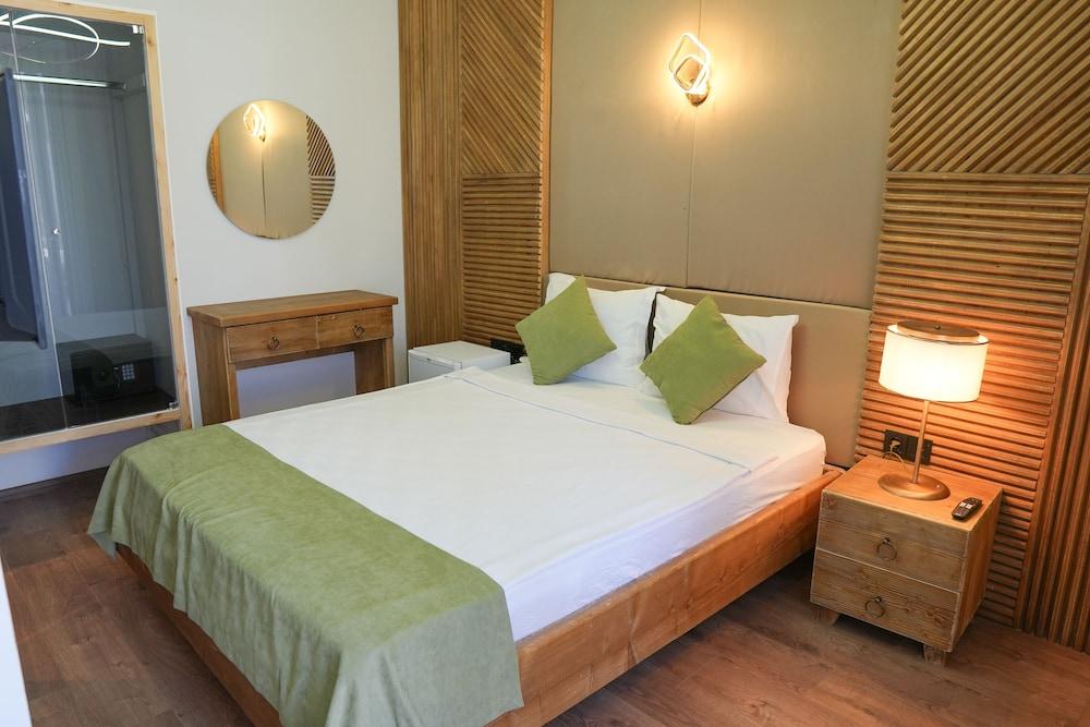 Şerefe Hotel Alaçatı