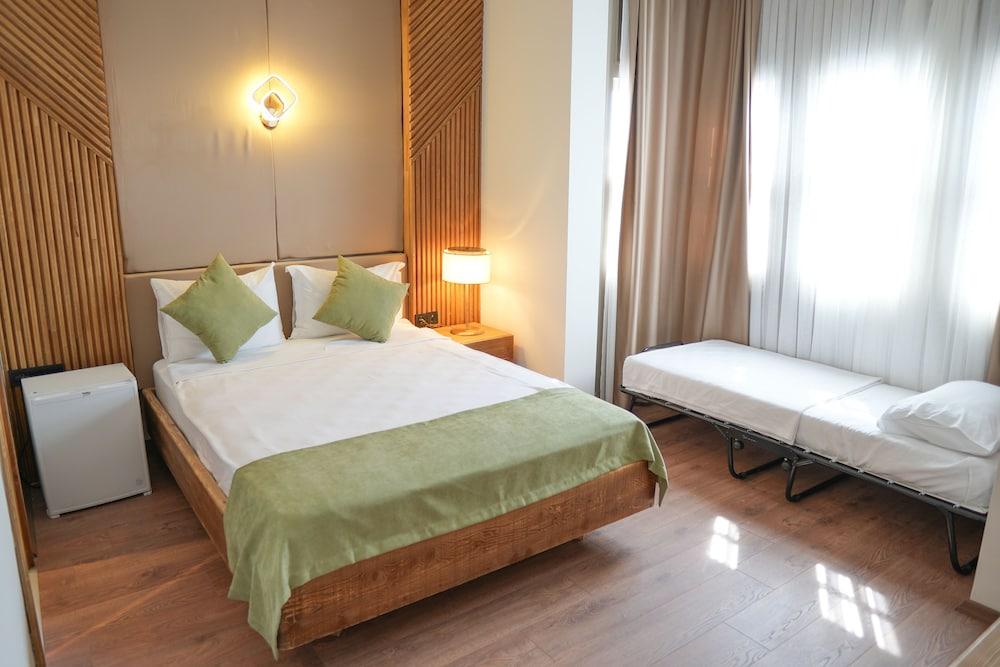 Şerefe Hotel Alaçatı