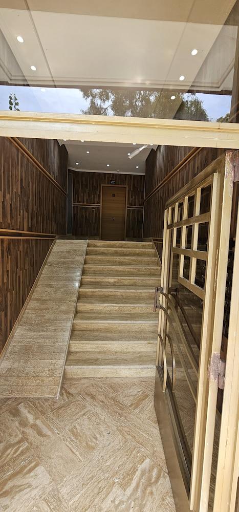 Les Belles Residences F