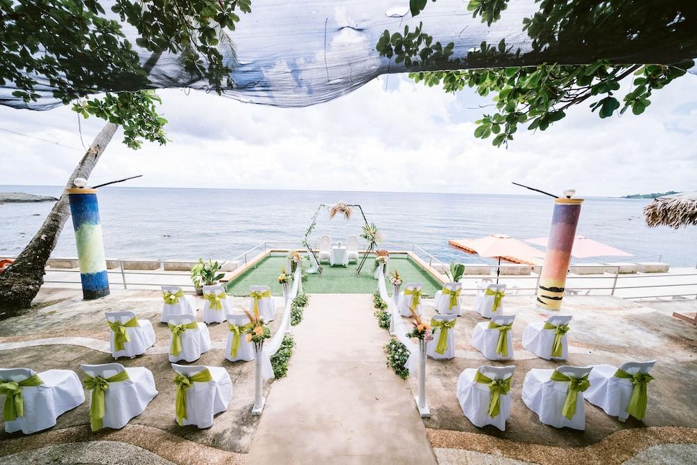 The Assemblage Point Resort