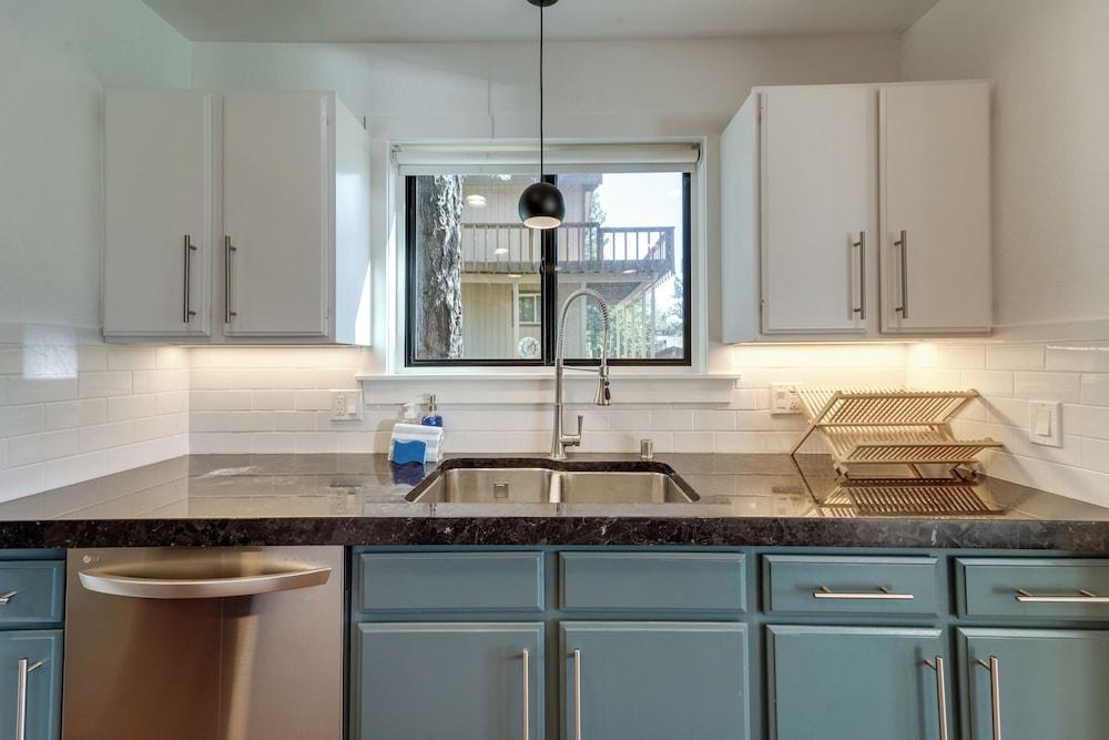 Gorgeous Tahoe City Home w/ Views, Steps to Beach