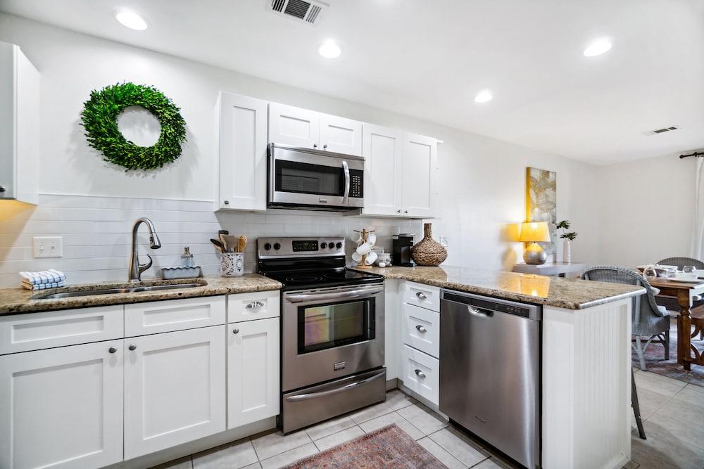 Beachwood Villas by Panhandle Getaways