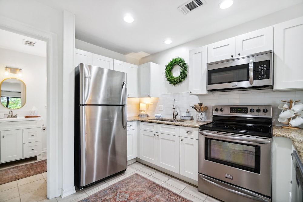 Beachwood Villas by Panhandle Getaways