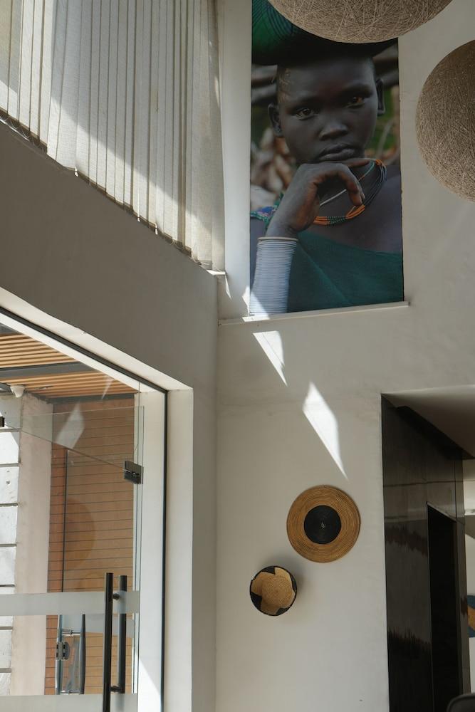 Mazeki Addis Boutique Hotel