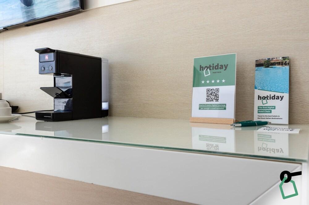 HOTIDAY Room Collection - Pisa