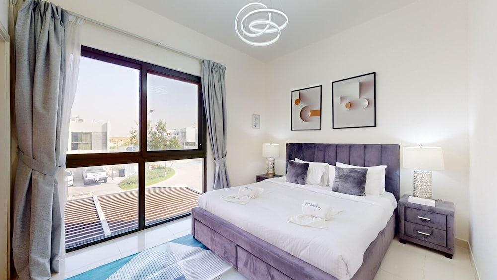 Primestay - Aster, Damac Hills 2