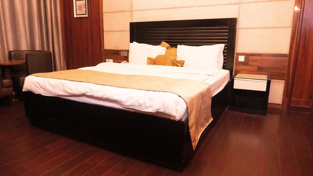 Airport Golden Tulip Hotel.