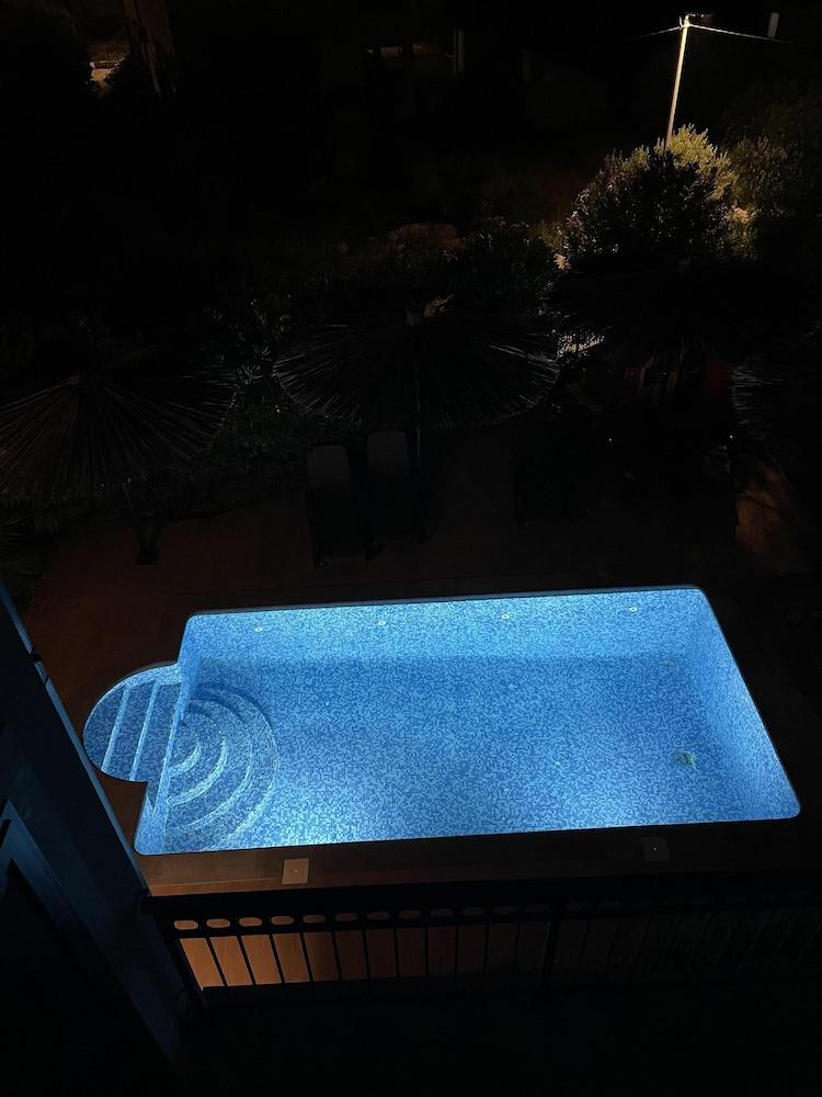 Inviting 2-bed Apartment in Brac