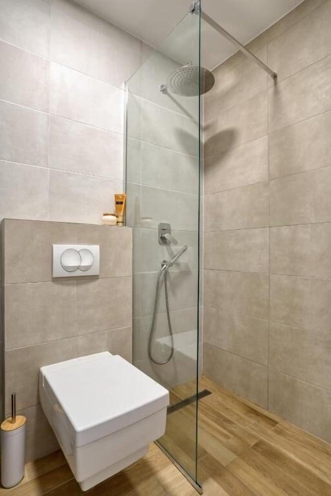 Family Rooftop Apartment Magi Budva