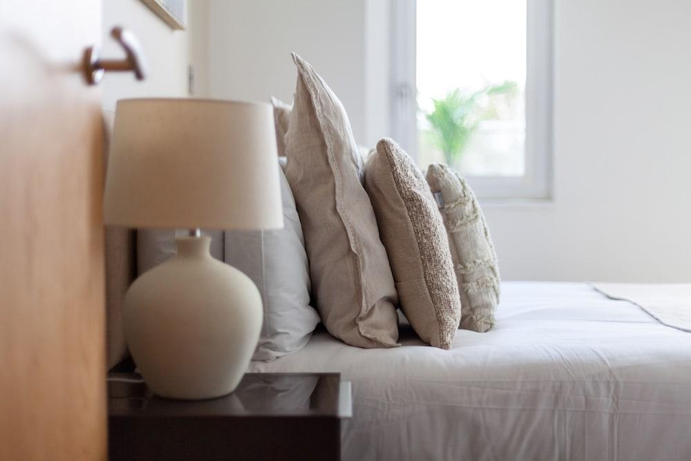 3 Bed Flat by Limehouse Basin