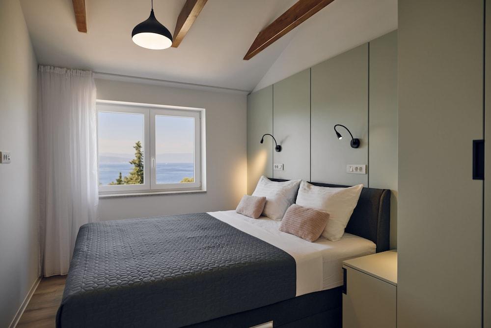 MALINSKA GREEN APARTMENTS