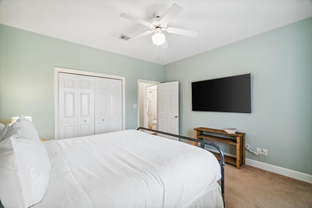 Destiny East - Villa Ciao Bella