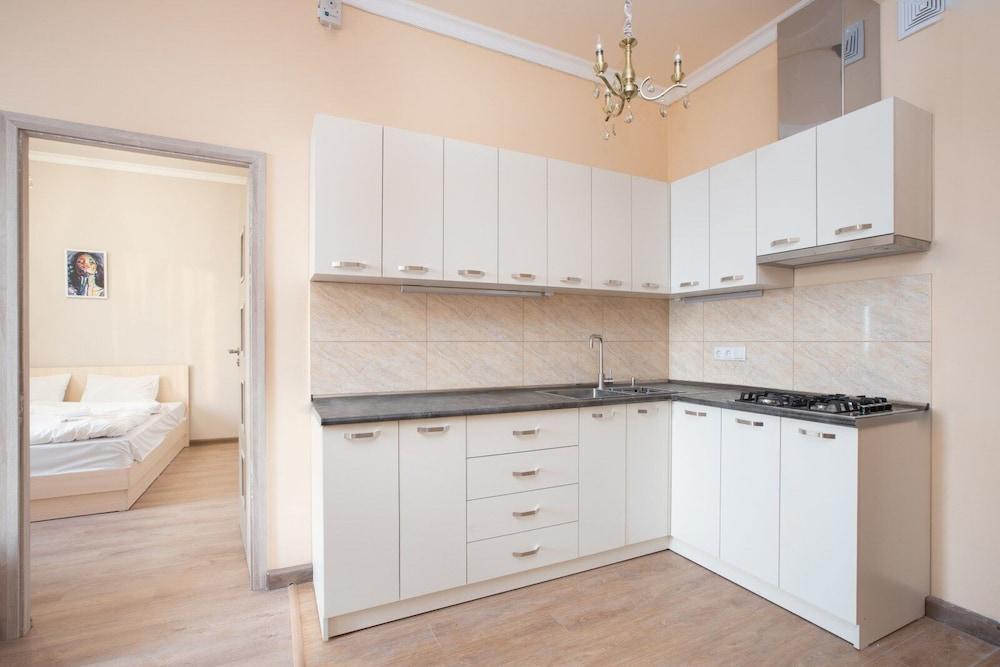 Stay Inn on Argishti 11