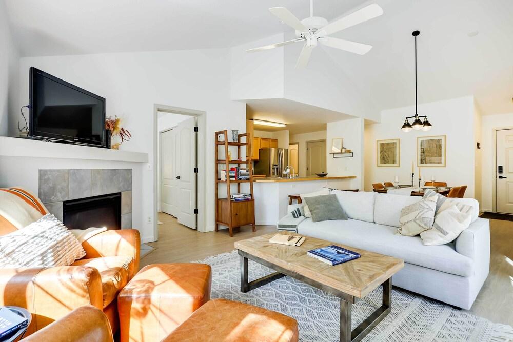 Cozy Steamboat Condo w/ Balcony & Mtn Views!