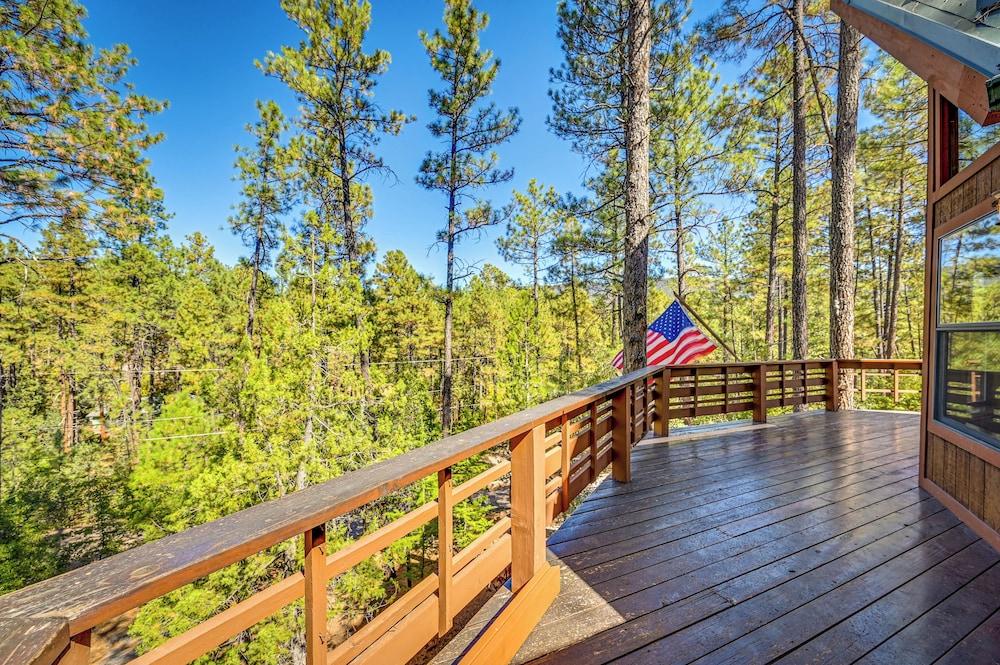 Furnished Deck + Forest Views: Pine Retreat!