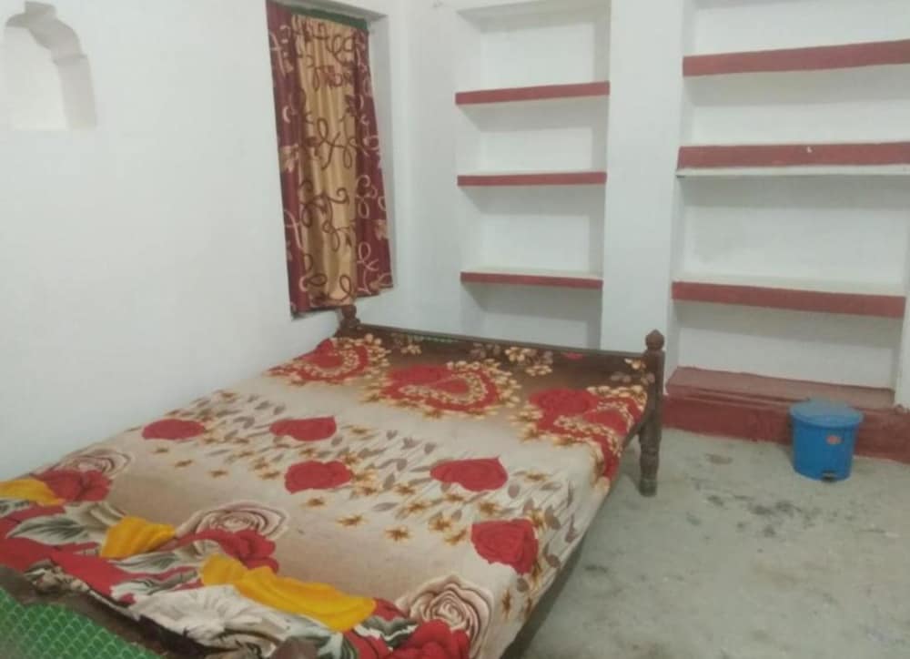 Goroomgo Kameshwar Bhawan Rajgir