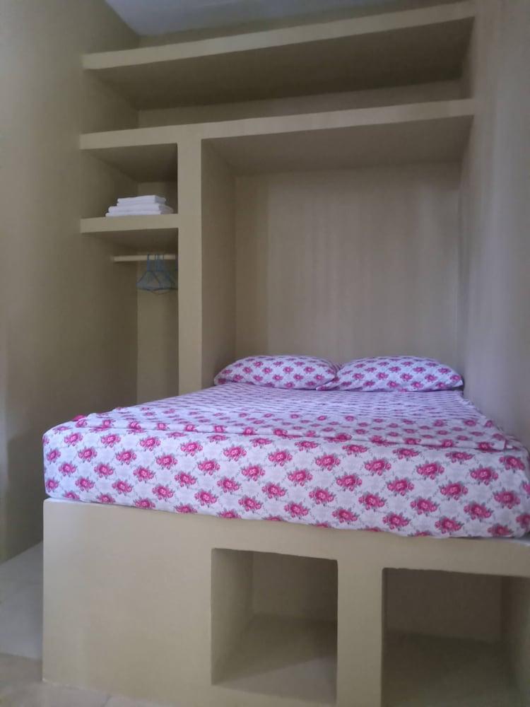 Near Ferry, Airport, Shops, Beaches, Atms, Rodney Bay and Castries - Free Pickup