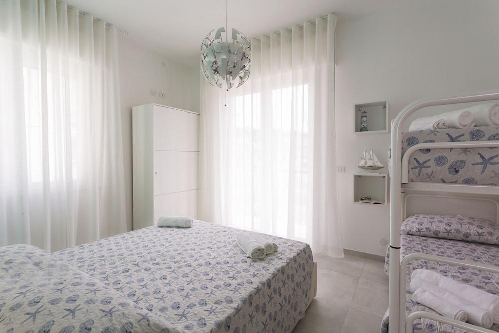 Appartamenti le Vele - Siroli Collection