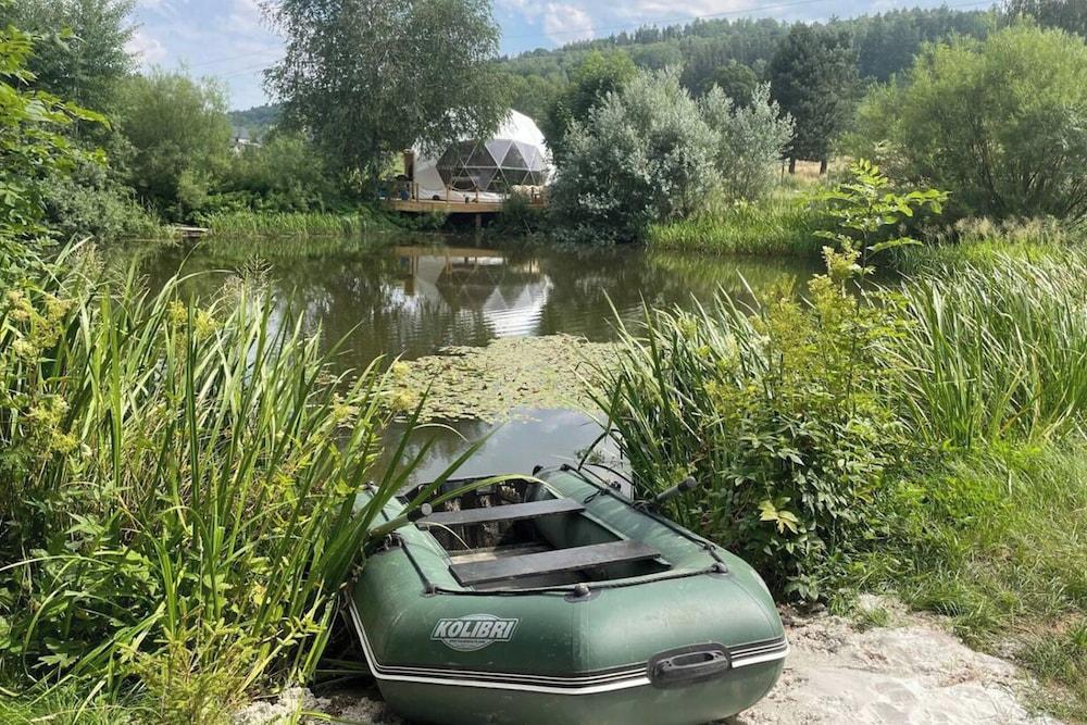 Glamping Jedlova Sleeps 6 With Deck