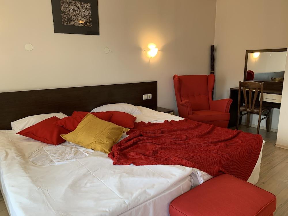 Banderitsa Apartment 2