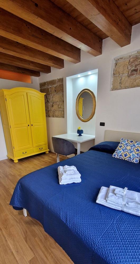 2 Sicilie Rooms and Suite
