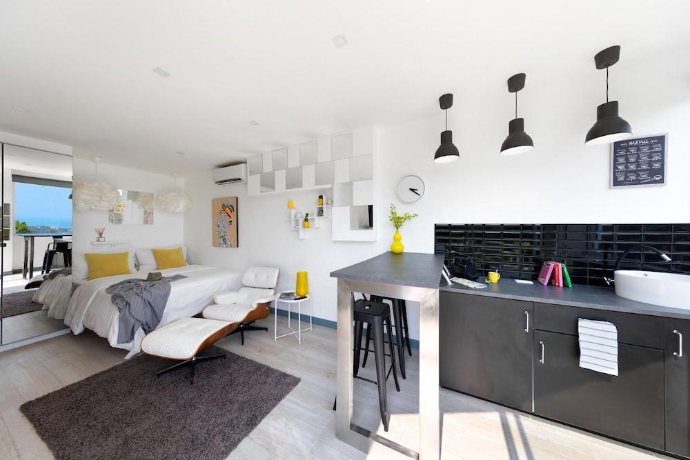 Stylish Sea View Villa 5 Bedrooms -KBR13