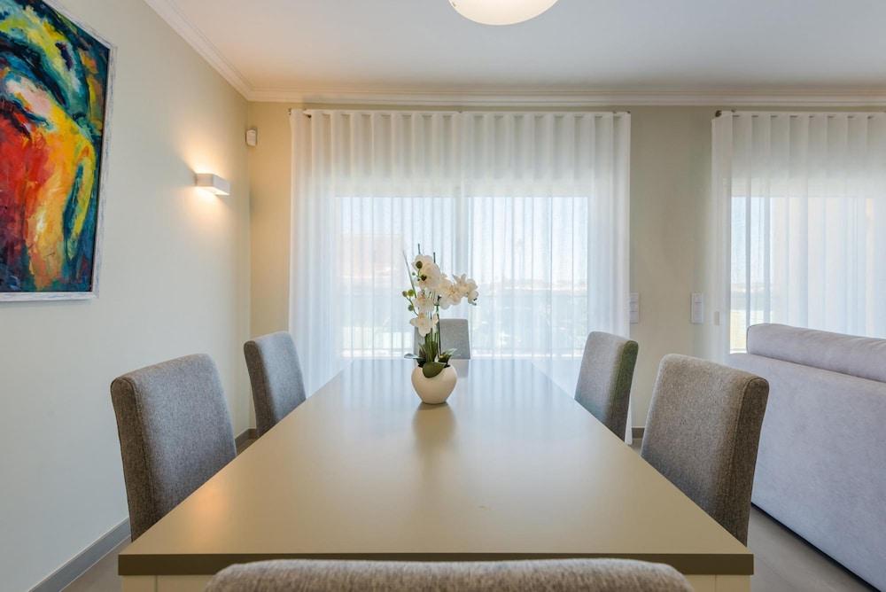 Casa Estrella at Bayview Village