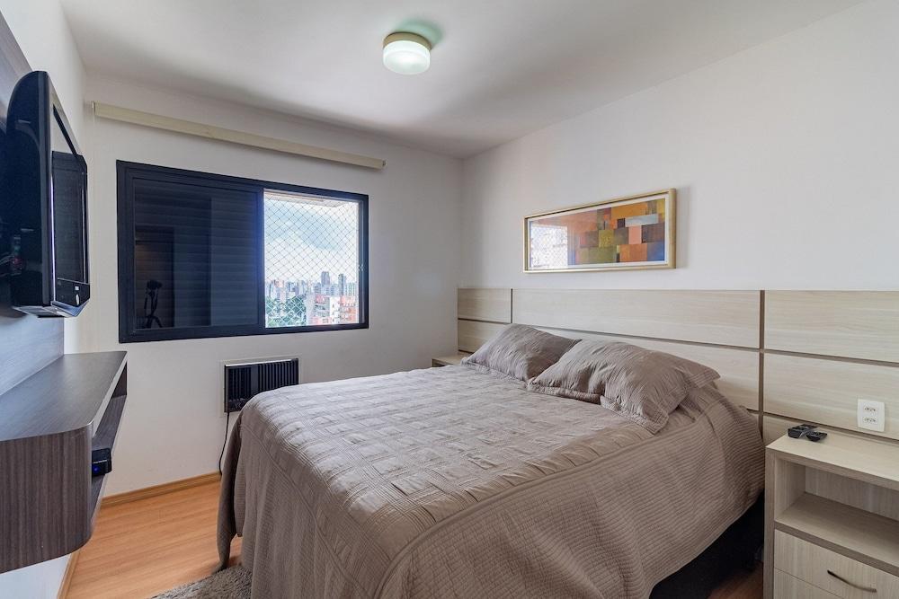 LFLATS no The First Free Flex Residence