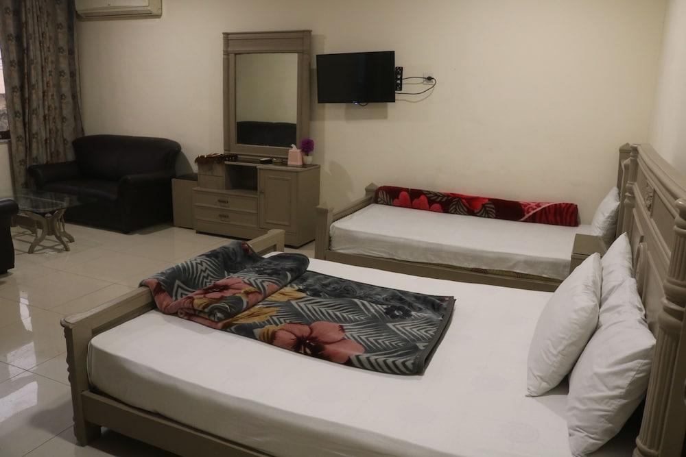 Rysons Continental Hotel