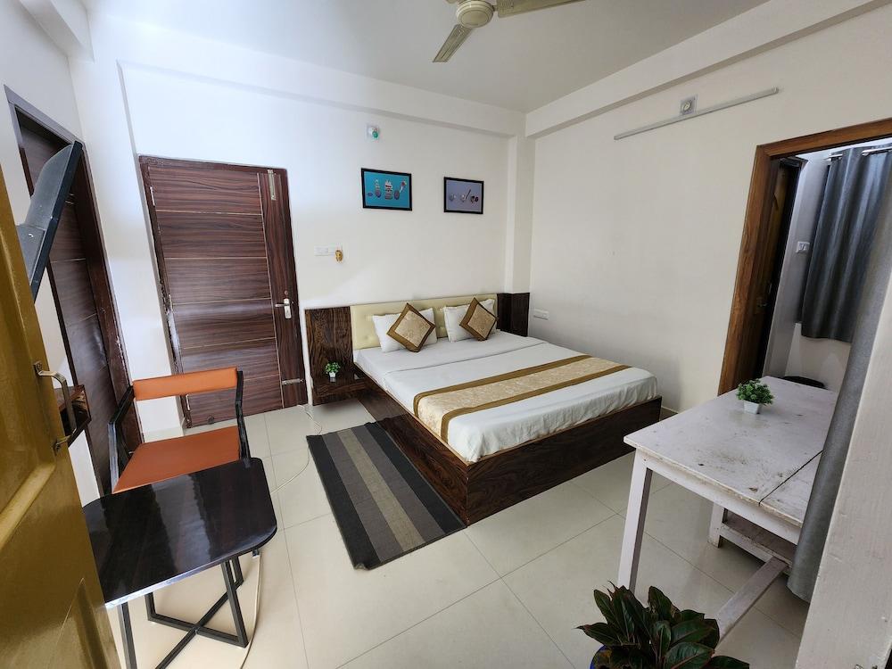 Clover Villa Hotels
