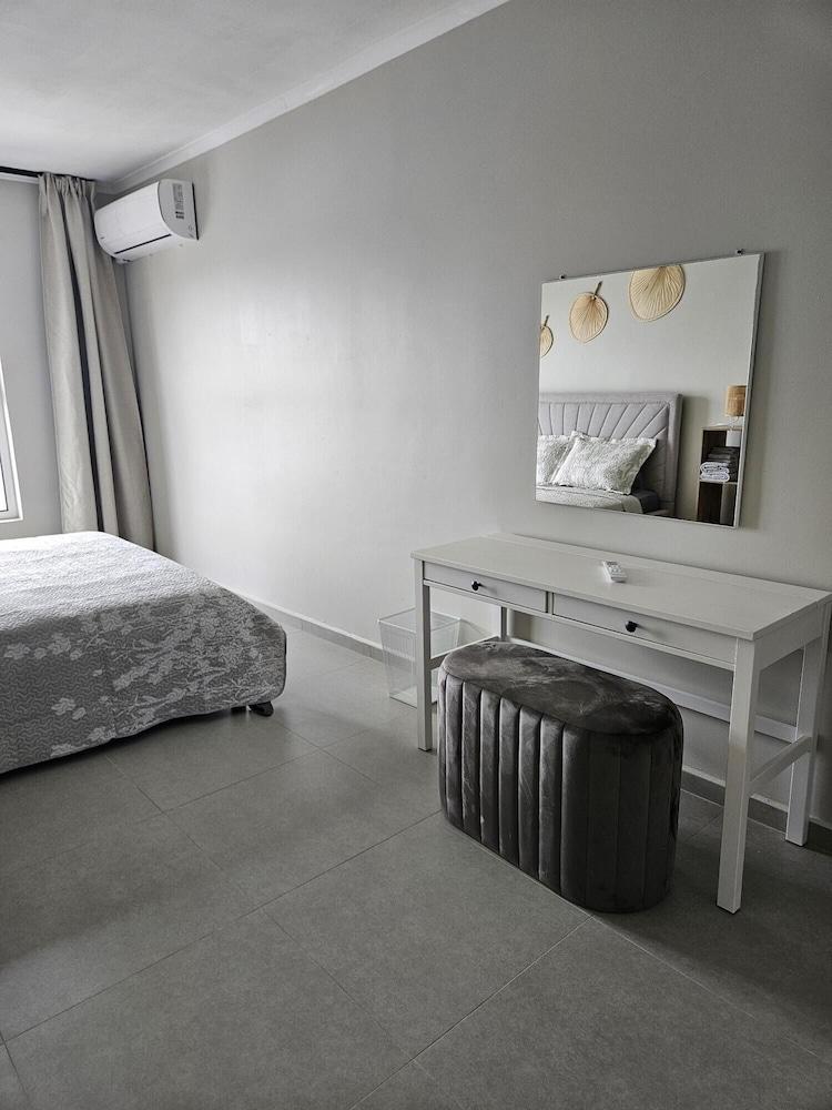 Seaview Resort  Boca Sami