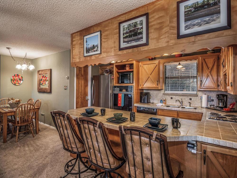 Groovy View by Ruidoso Vacation Rentals