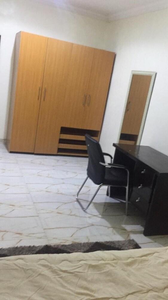 Stunning 2-bed Apartment in Lagos