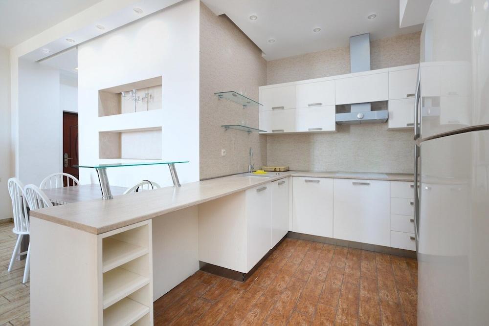 Stay Inn on Sayat Nova 40